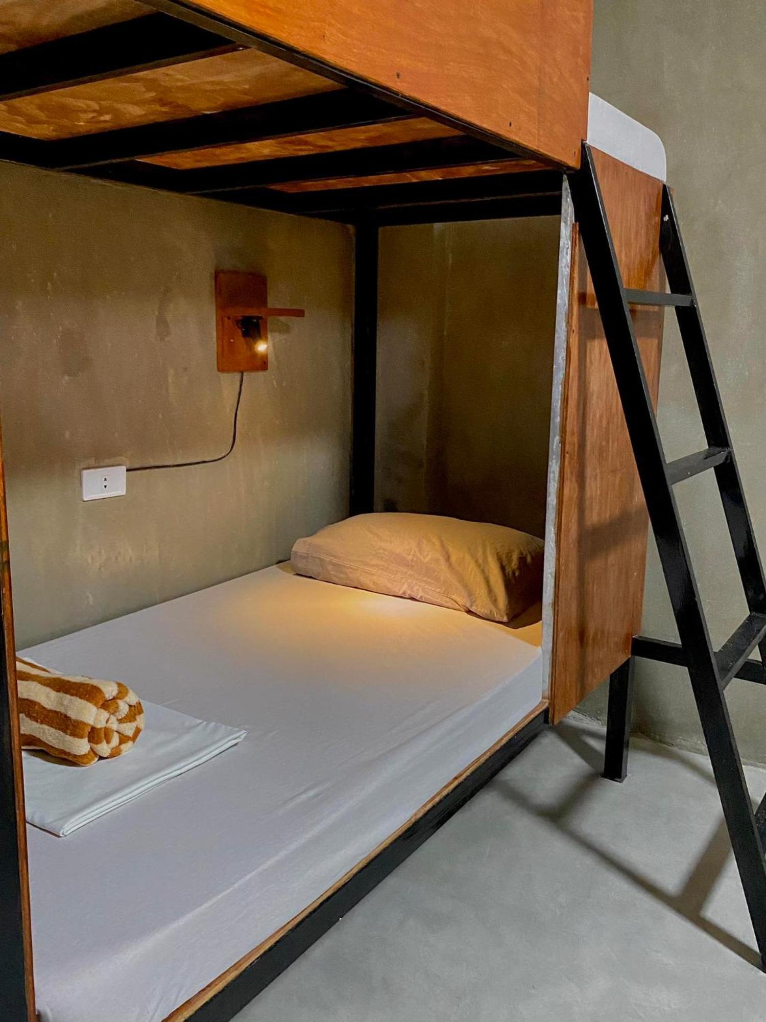 Laguno Hostel And Guest House Moalboal Extérieur photo