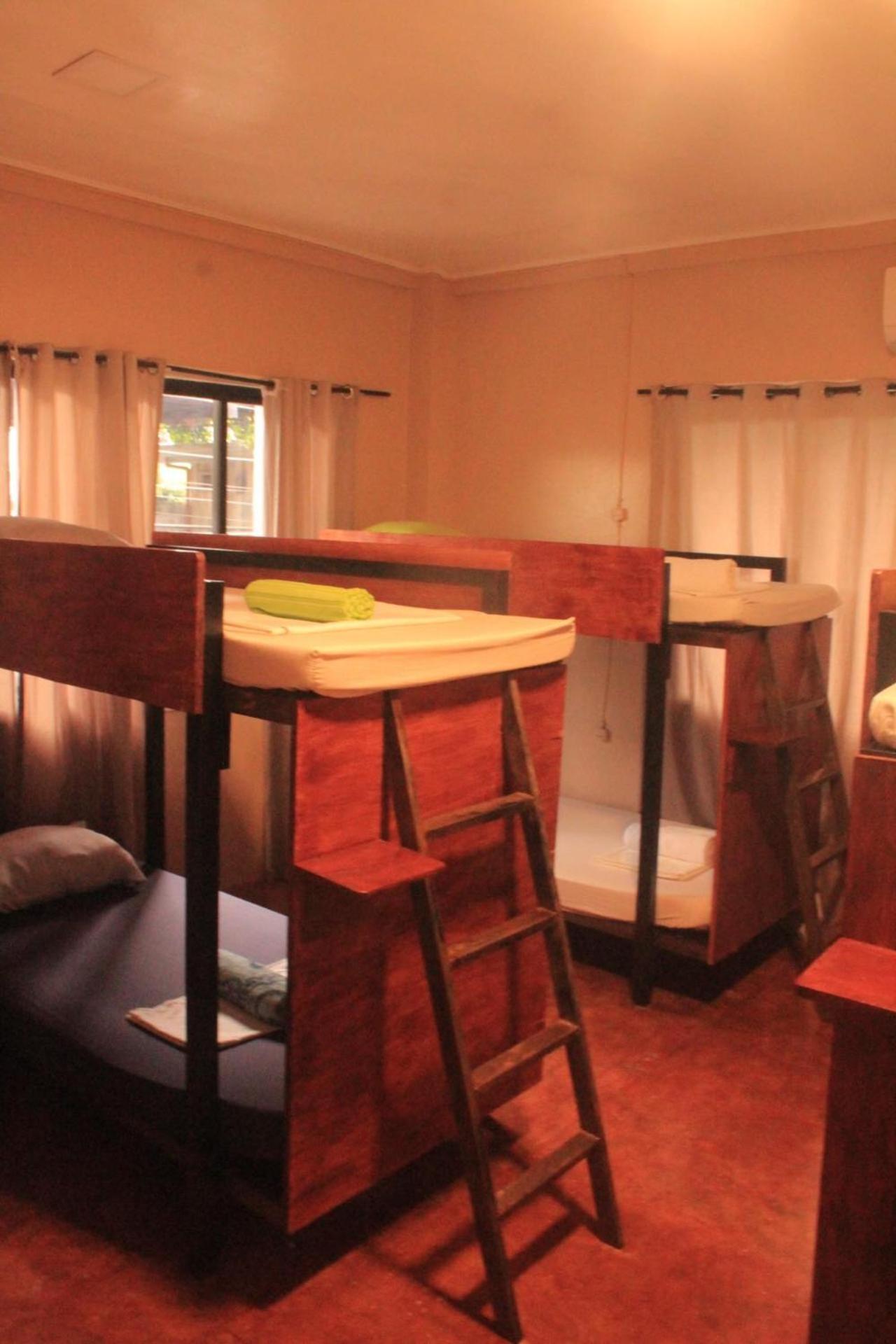Laguno Hostel And Guest House Moalboal Chambre photo